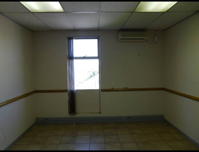 162M² OFFICE TO LET IN BORDEAUX
